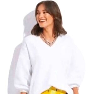 CAbi Kayak V-Neck Pullover Sweatshirt In White Style Number 6118 size L